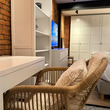 Luxury With Cosy Garden!