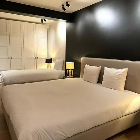 Luxury With Cosy Garden!