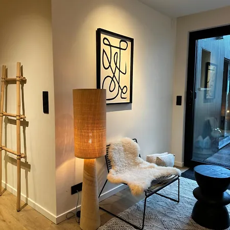 Апартаменты Luxury With Cosy Garden! Гент