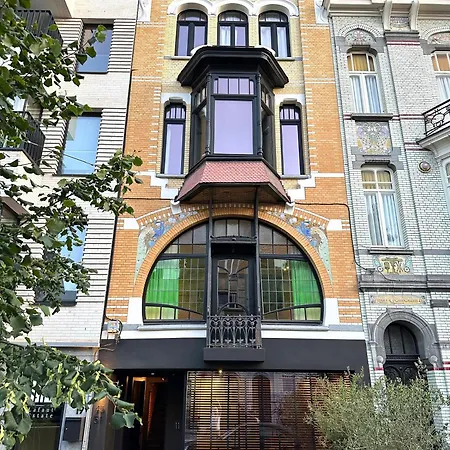 Luxury With Cosy Garden! Apartamento *