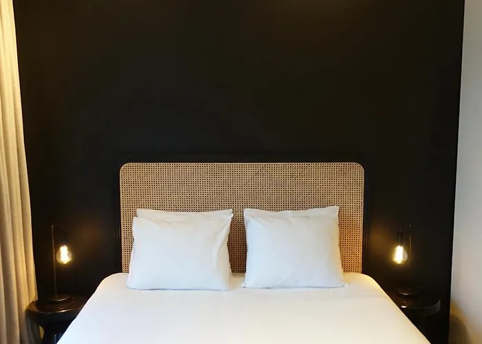 Luxury With Cosy Garden!