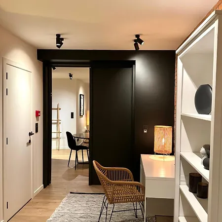 Luxury With Cosy Garden! Gent